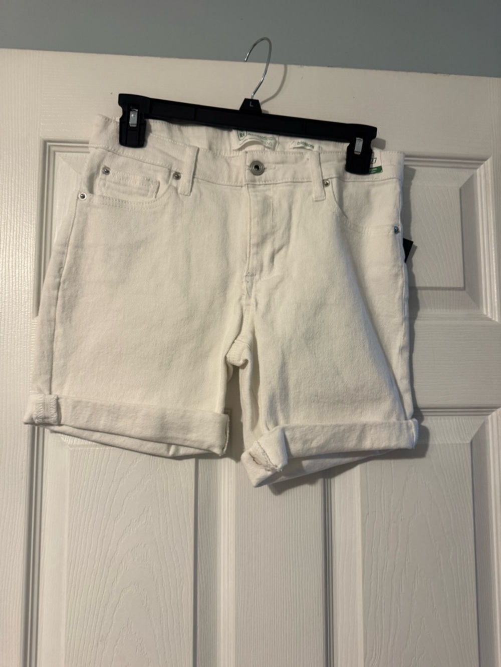 Celebrity Pink White Denim Button-Fly Shorts